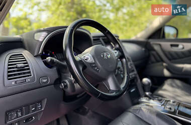 Внедорожник / Кроссовер Infiniti QX70 2015 в 