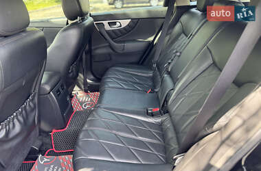 Внедорожник / Кроссовер Infiniti QX70 2015 в 