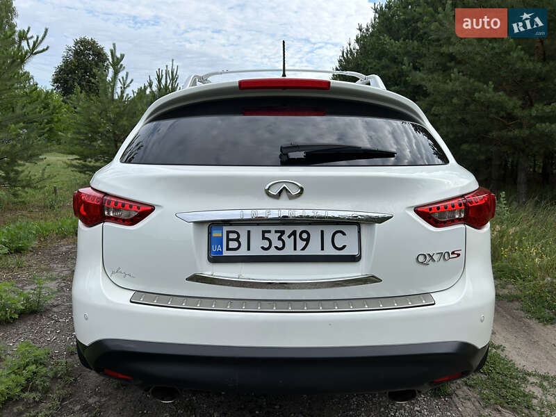 Внедорожник / Кроссовер Infiniti QX70 2014 в Полтаве фото 4 Внедорожник / Кроссовер Infiniti QX70 2014 в Полтаве
