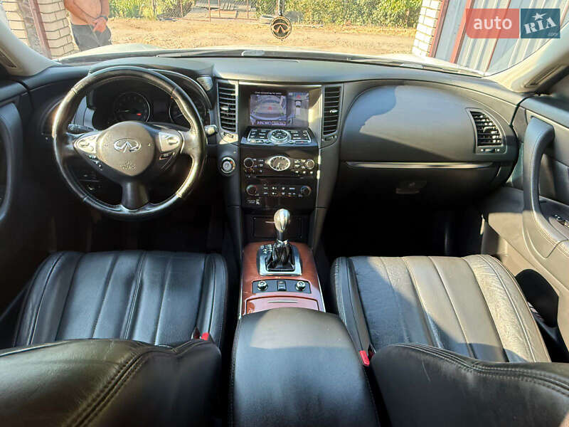 Позашляховик / Кросовер Infiniti QX70 2015 в Вінниці