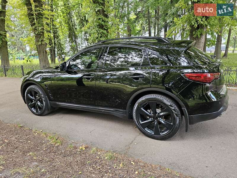 Позашляховик / Кросовер Infiniti QX70 2014 в Ніжині