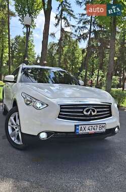 Внедорожник / Кроссовер Infiniti QX70 2014 в Харькове