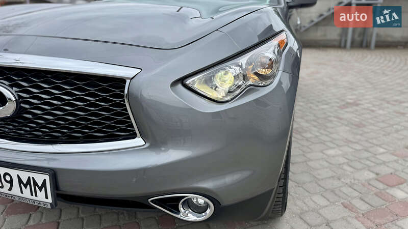 Позашляховик / Кросовер Infiniti QX70 2016 в Харкові