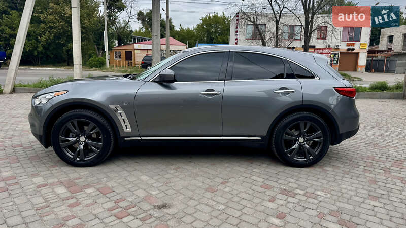 Позашляховик / Кросовер Infiniti QX70 2016 в Харкові
