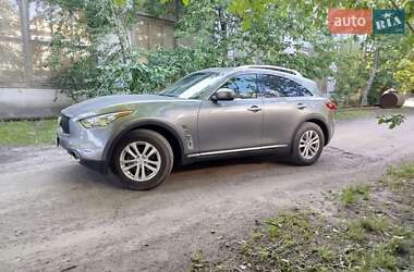 Позашляховик / Кросовер Infiniti QX70 2015 в Києві