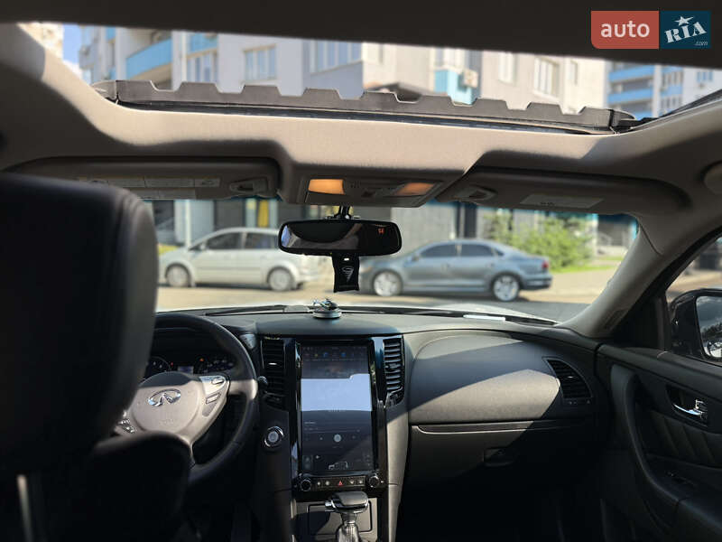 Внедорожник / Кроссовер Infiniti QX70 2017 в Киеве