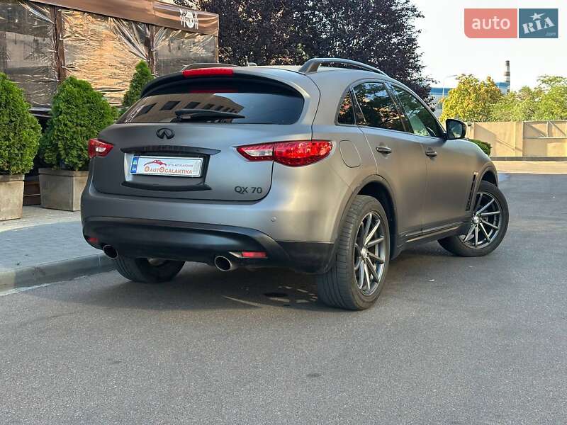 Внедорожник / Кроссовер Infiniti QX70 2015 в Одессе фото 13 Внедорожник / Кроссовер Infiniti QX70 2015 в Одессе