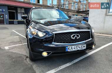 Позашляховик / Кросовер Infiniti QX70 2015 в Києві