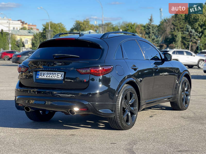 Внедорожник / Кроссовер Infiniti QX70 2013 в Харькове
