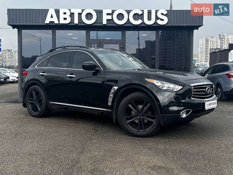 Infiniti QX70 2014