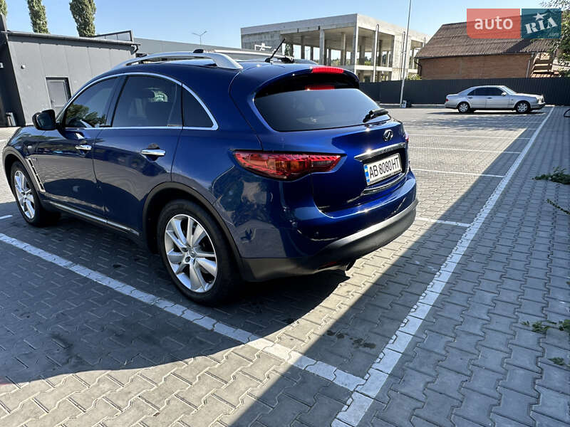 Внедорожник / Кроссовер Infiniti QX70 2015 в Виннице фото 4 Внедорожник / Кроссовер Infiniti QX70 2015 в Виннице
