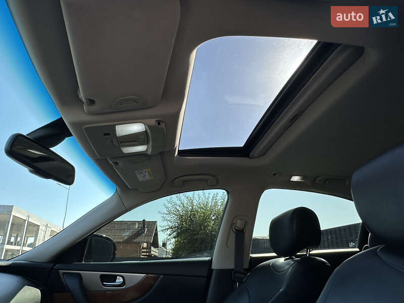 Внедорожник / Кроссовер Infiniti QX70 2015 в Виннице фото 18 Внедорожник / Кроссовер Infiniti QX70 2015 в Виннице