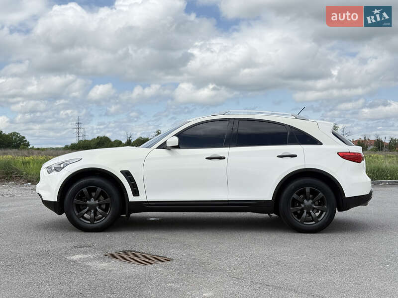 Внедорожник / Кроссовер Infiniti QX70 2016 в Виннице
