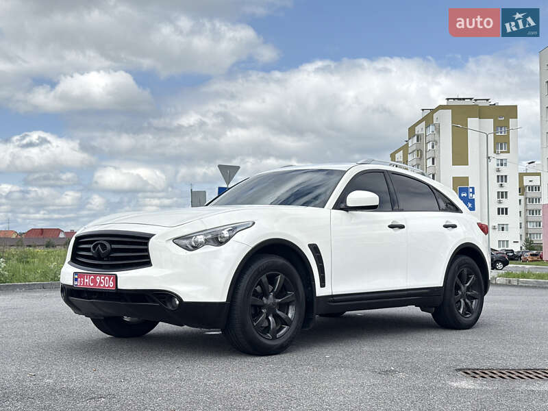 Внедорожник / Кроссовер Infiniti QX70 2016 в Виннице