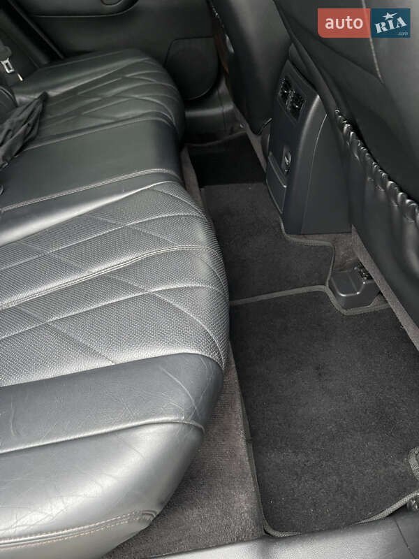 Внедорожник / Кроссовер Infiniti QX70 2015 в Одессе