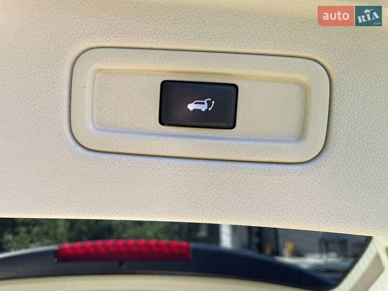 Внедорожник / Кроссовер Infiniti QX70 2015 в Белой Церкви фото 25 Внедорожник / Кроссовер Infiniti QX70 2015 в Белой Церкви