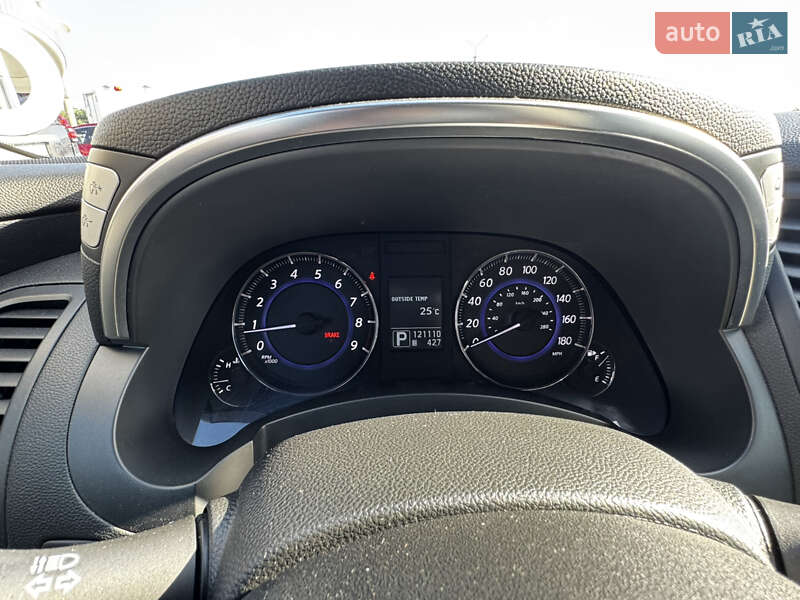 Внедорожник / Кроссовер Infiniti QX70 2013 в Киеве фото 54 Внедорожник / Кроссовер Infiniti QX70 2013 в Киеве
