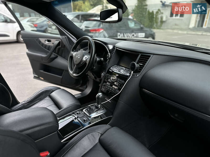 Внедорожник / Кроссовер Infiniti QX70 2017 в Киеве