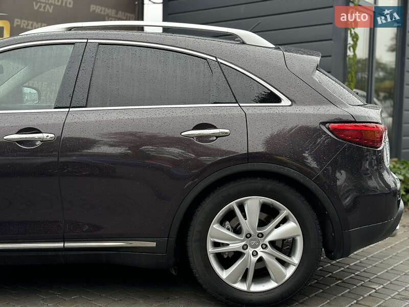 Позашляховик / Кросовер Infiniti QX70 2013 в Вінниці