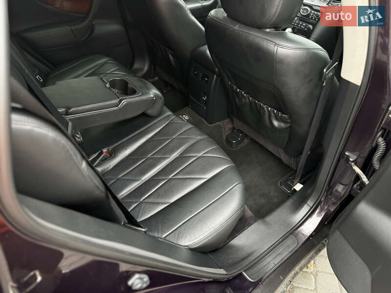 Позашляховик / Кросовер Infiniti QX70 2013 в Вінниці