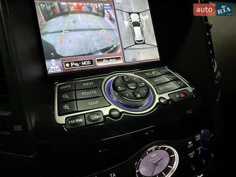 Позашляховик / Кросовер Infiniti QX70 2014 в Києві