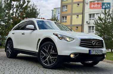 Позашляховик / Кросовер Infiniti QX70 2016 в 