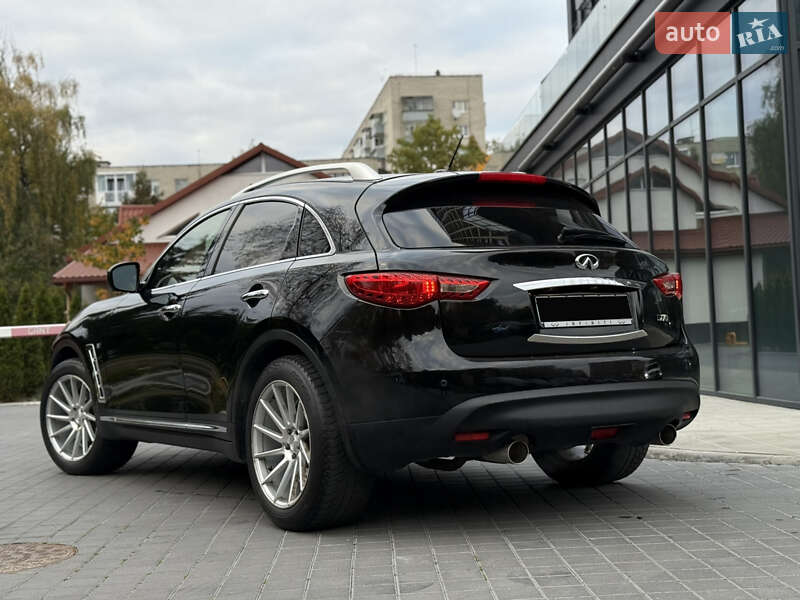 Внедорожник / Кроссовер Infiniti QX70 2016 в Львове фото 17 Внедорожник / Кроссовер Infiniti QX70 2016 в Львове