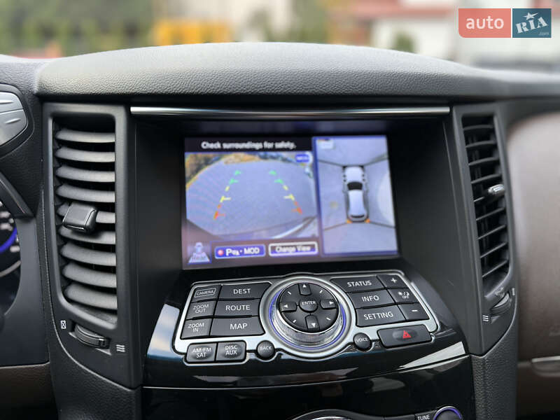 Внедорожник / Кроссовер Infiniti QX70 2016 в Львове фото 36 Внедорожник / Кроссовер Infiniti QX70 2016 в Львове