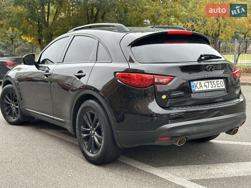 Внедорожник / Кроссовер Infiniti QX70 2016 в Киеве фото 4 Внедорожник / Кроссовер Infiniti QX70 2016 в Киеве