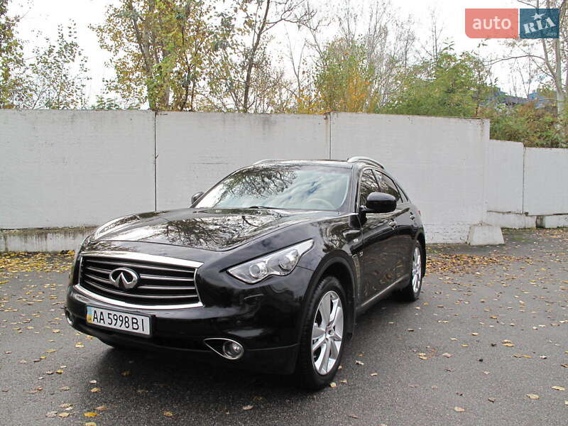 Позашляховик / Кросовер Infiniti QX70 2013 в Києві