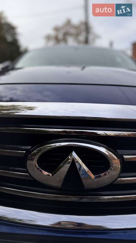 Внедорожник / Кроссовер Infiniti QX70 2016 в Одессе фото 69 Внедорожник / Кроссовер Infiniti QX70 2016 в Одессе