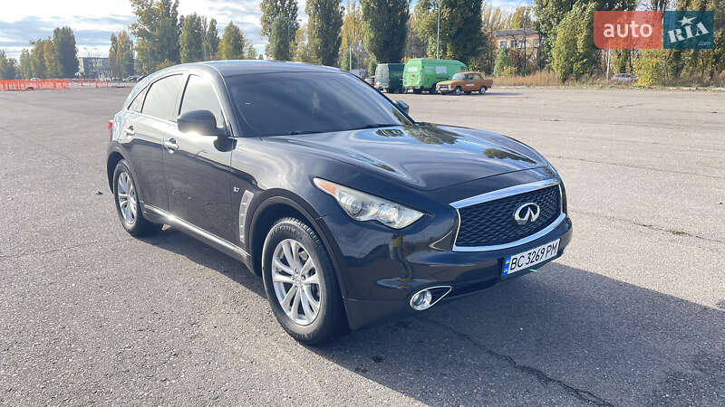 Внедорожник / Кроссовер Infiniti QX70 2017 в Черкассах