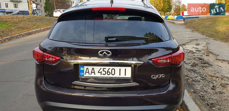 Внедорожник / Кроссовер Infiniti QX70 2013 в Киеве фото 6 Внедорожник / Кроссовер Infiniti QX70 2013 в Киеве