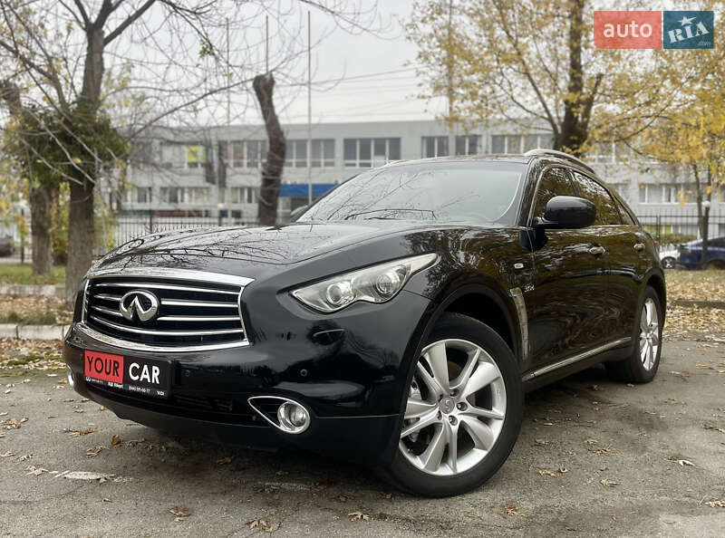 Позашляховик / Кросовер Infiniti QX70 2015 в Києві