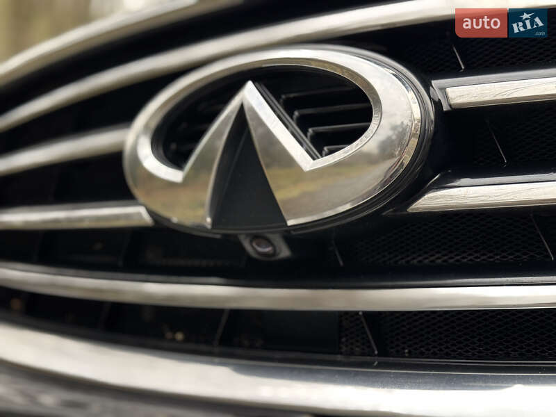 Внедорожник / Кроссовер Infiniti QX70 2013 в Киеве фото 12 Внедорожник / Кроссовер Infiniti QX70 2013 в Киеве