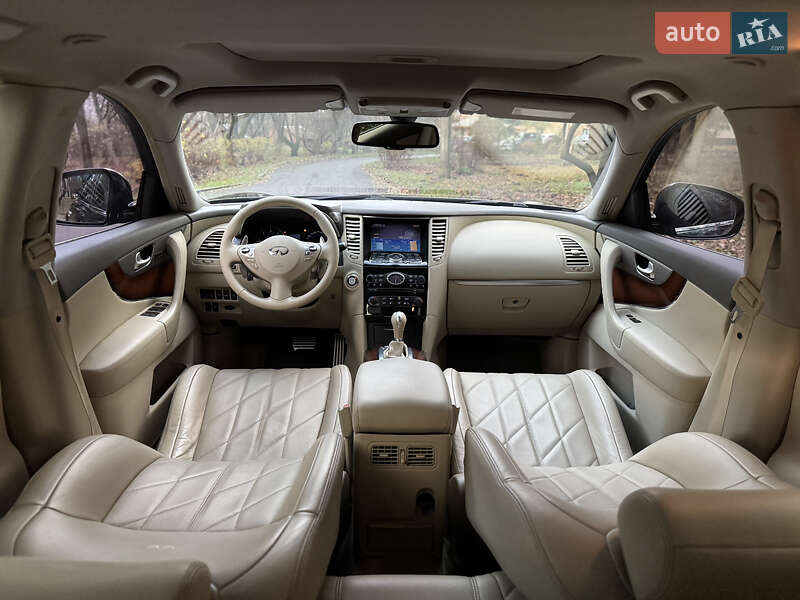 Внедорожник / Кроссовер Infiniti QX70 2013 в Киеве фото 22 Внедорожник / Кроссовер Infiniti QX70 2013 в Киеве