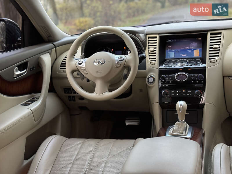 Внедорожник / Кроссовер Infiniti QX70 2013 в Киеве фото 25 Внедорожник / Кроссовер Infiniti QX70 2013 в Киеве