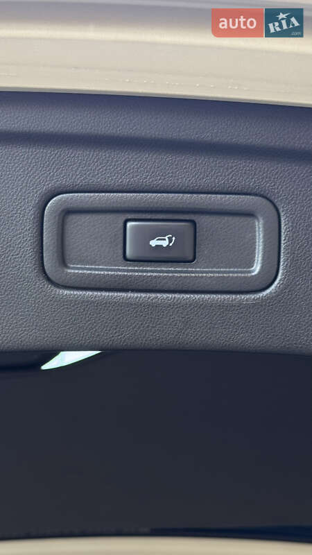 Внедорожник / Кроссовер Infiniti QX70 2016 в Одессе