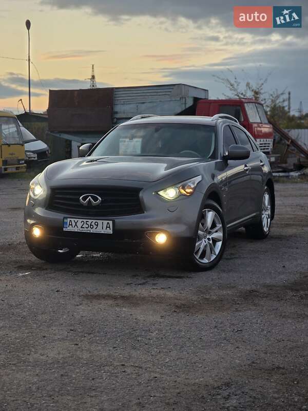 Внедорожник / Кроссовер Infiniti QX70 2017 в Днепре