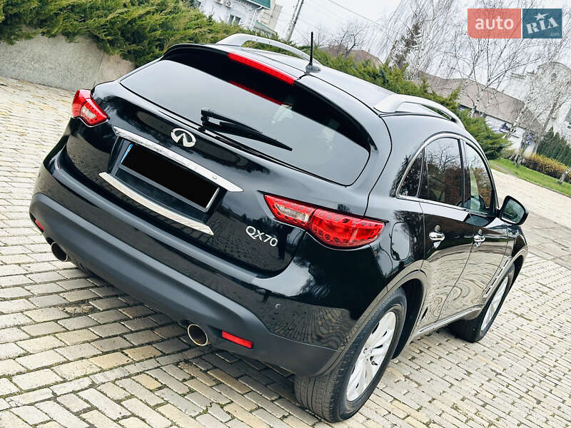 Позашляховик / Кросовер Infiniti QX70 2014 в Білій Церкві