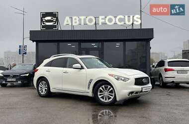 Внедорожник / Кроссовер Infiniti QX70 2015 в Киеве