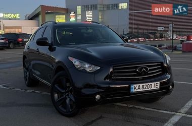Позашляховик / Кросовер Infiniti QX70 2013 в Києві
