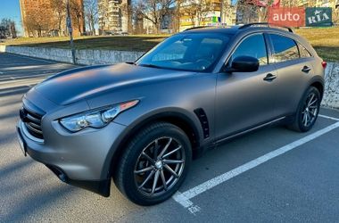 Внедорожник / Кроссовер Infiniti QX70 2015 в Одессе