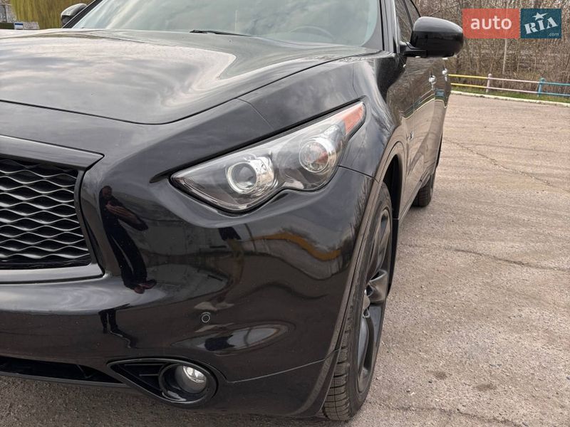 Внедорожник / Кроссовер Infiniti QX70 2017 в Полтаве
