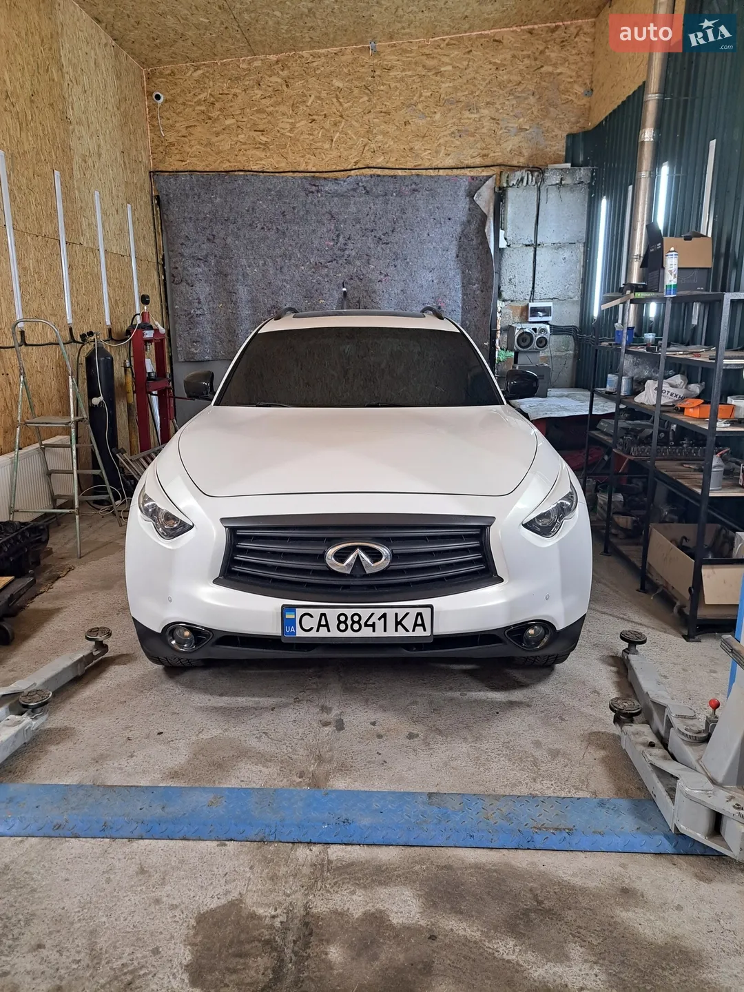 Infiniti QX70 2015