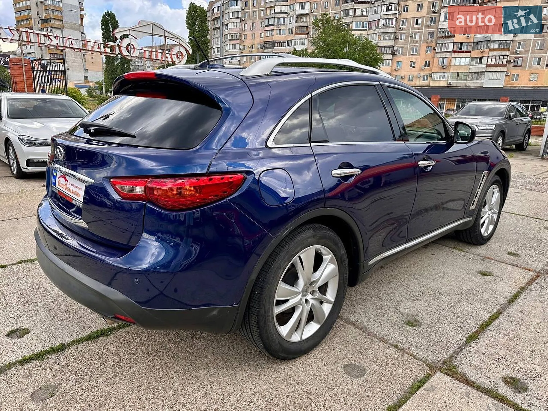 2015 Infiniti QX70 - мініатюра 9