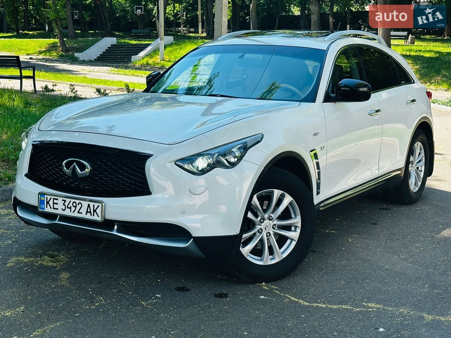 2014 Infiniti QX70 - фото 1