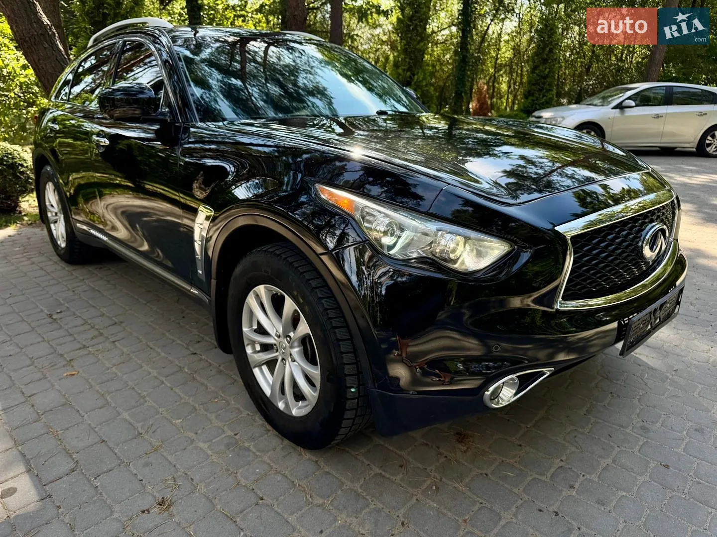 2015 Infiniti QX70 - мініатюра 8