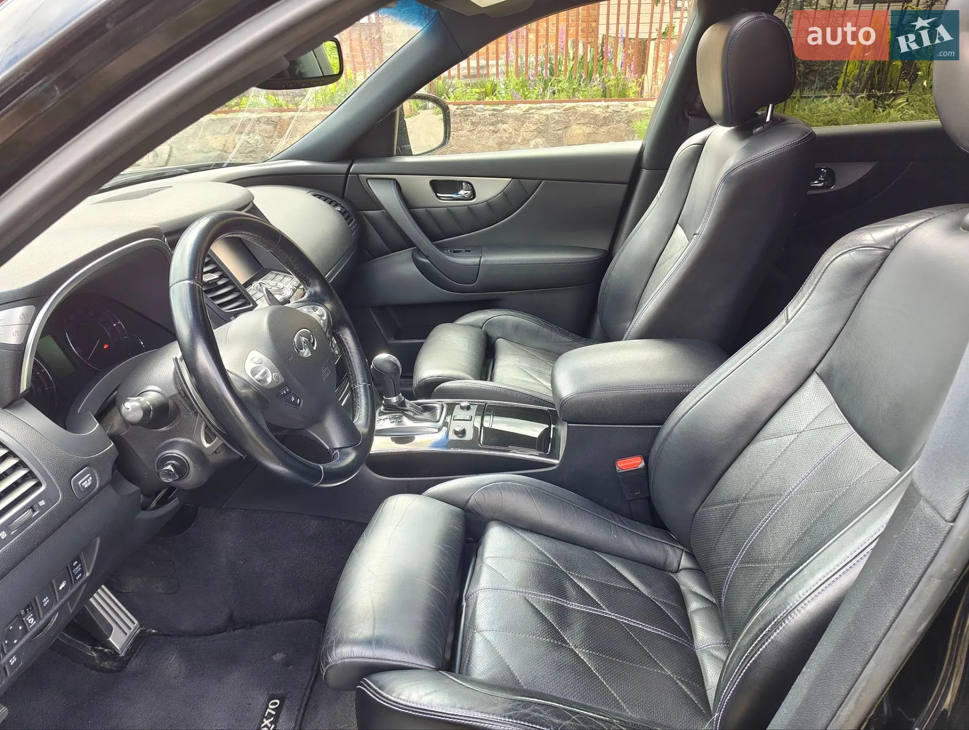 2016 Infiniti QX70 - мініатюра 20