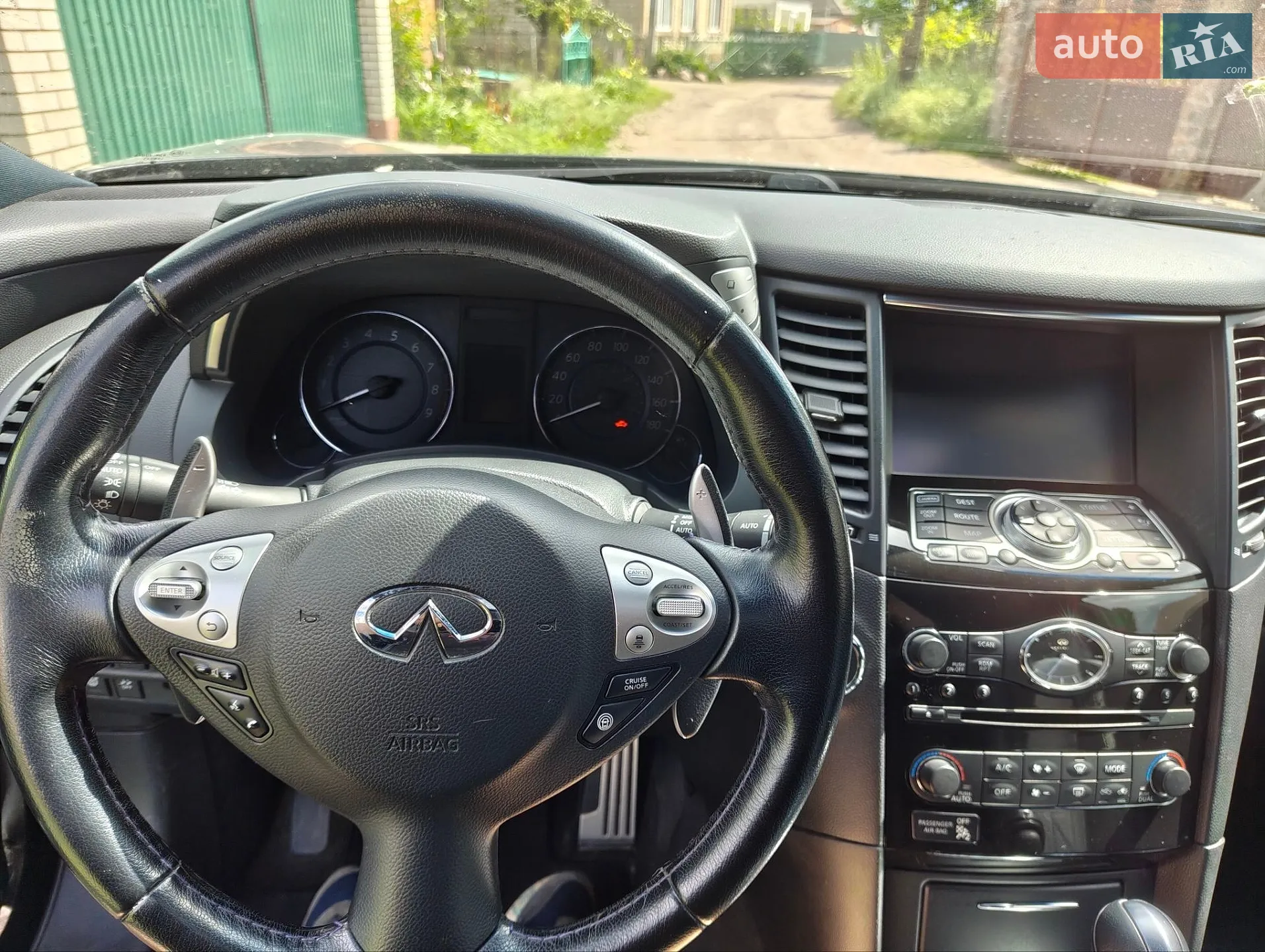 2016 Infiniti QX70 - мініатюра 25